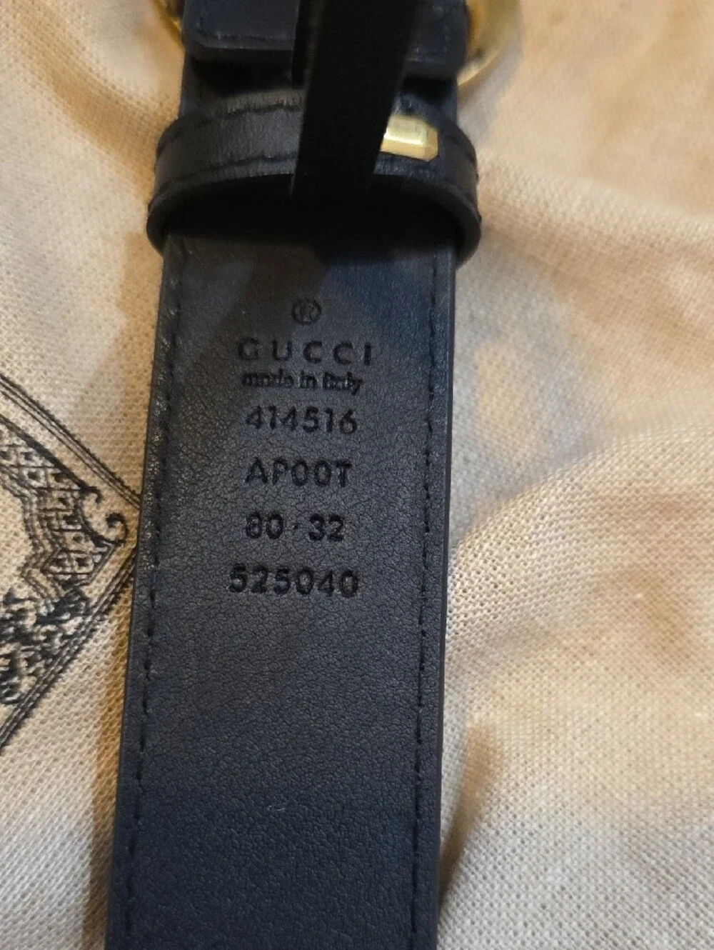Gucci Womens Black Leather Belt with Gold Double G Buckle